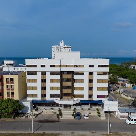 Hotel Axis Inn By Geh Suites سانتا مارتا المظهر الخارجي الصورة