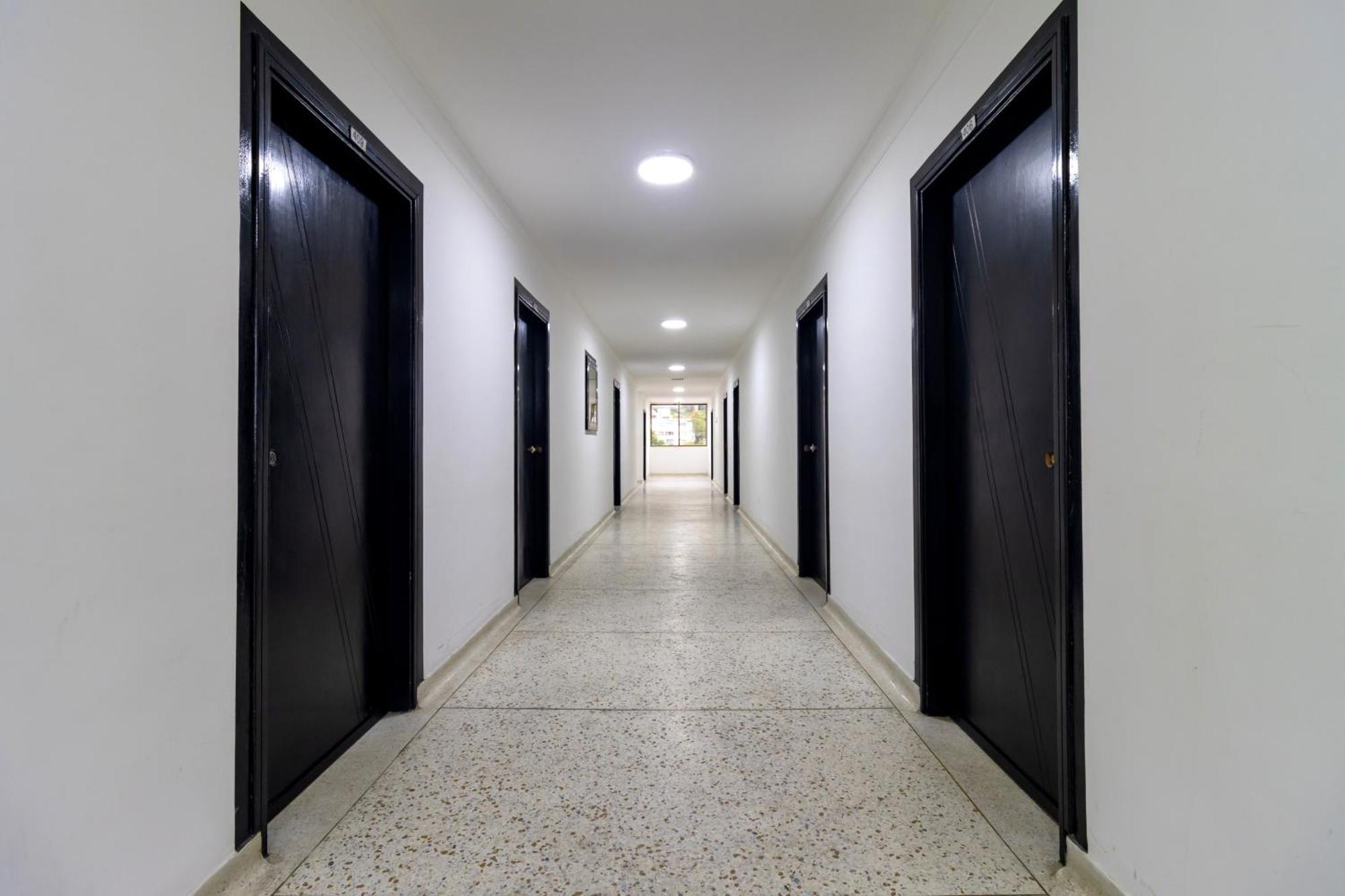 Hotel Axis Inn By Geh Suites سانتا مارتا المظهر الخارجي الصورة