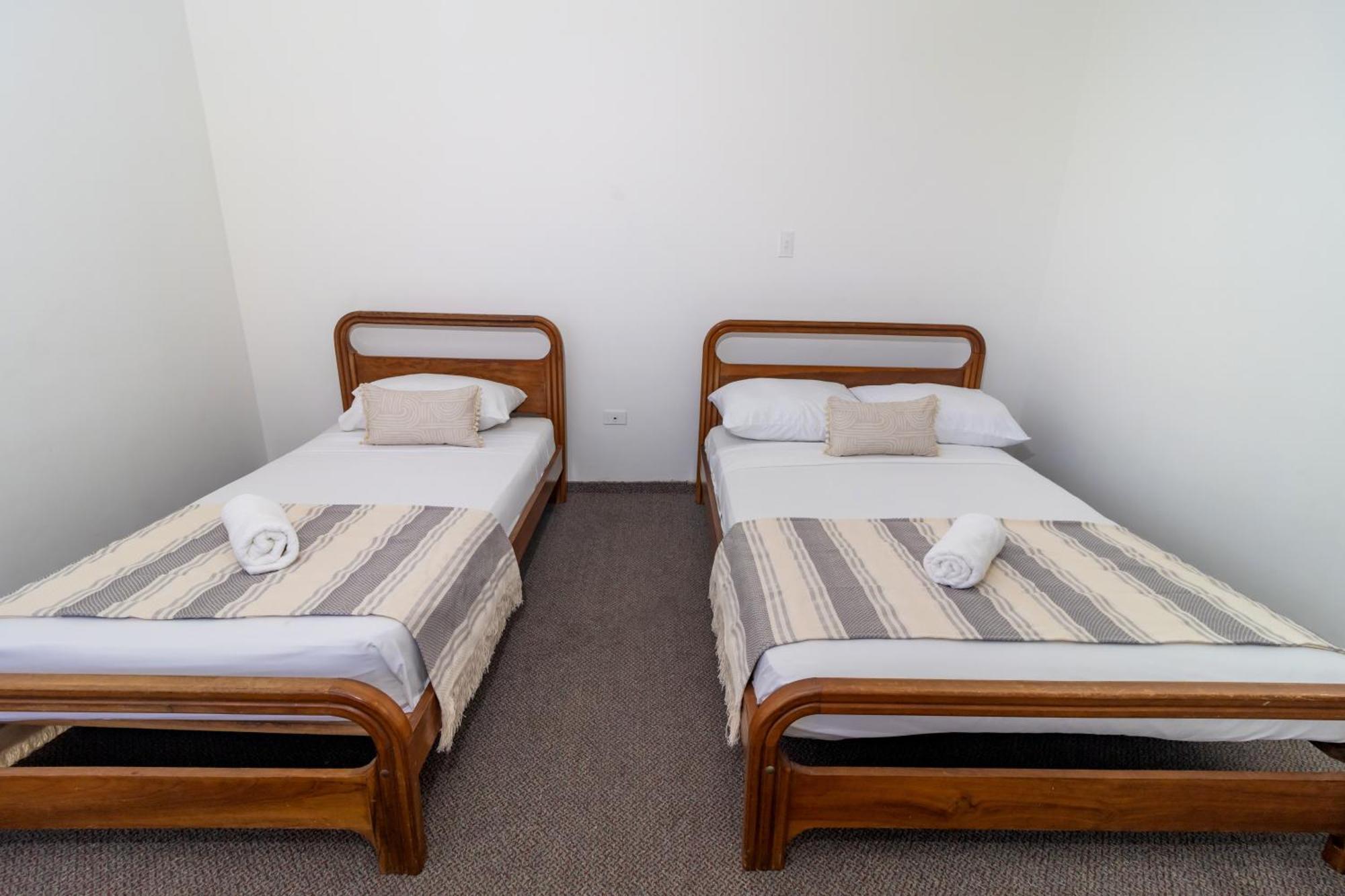 Hotel Axis Inn By Geh Suites سانتا مارتا المظهر الخارجي الصورة