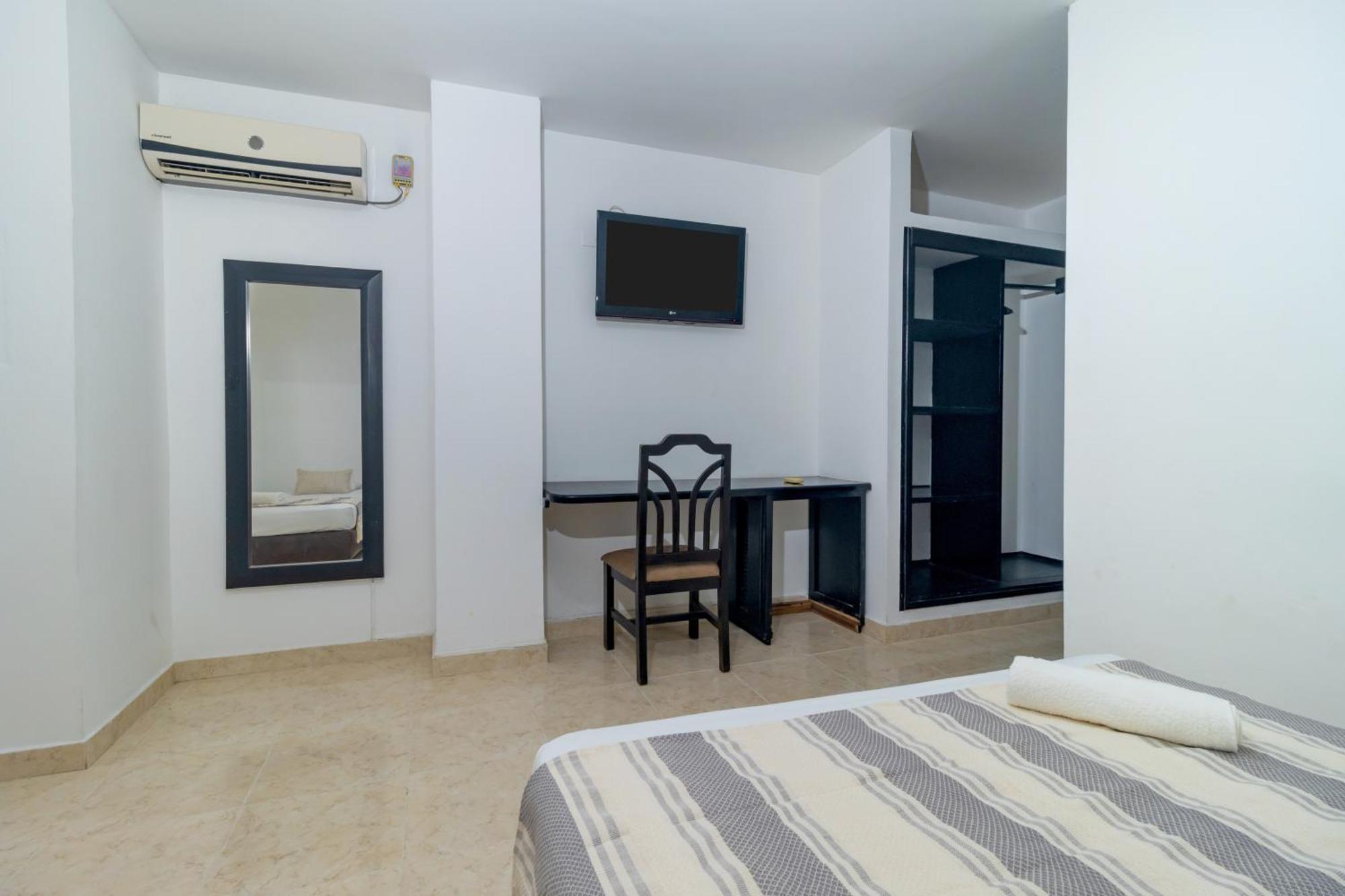 Hotel Axis Inn By Geh Suites سانتا مارتا المظهر الخارجي الصورة