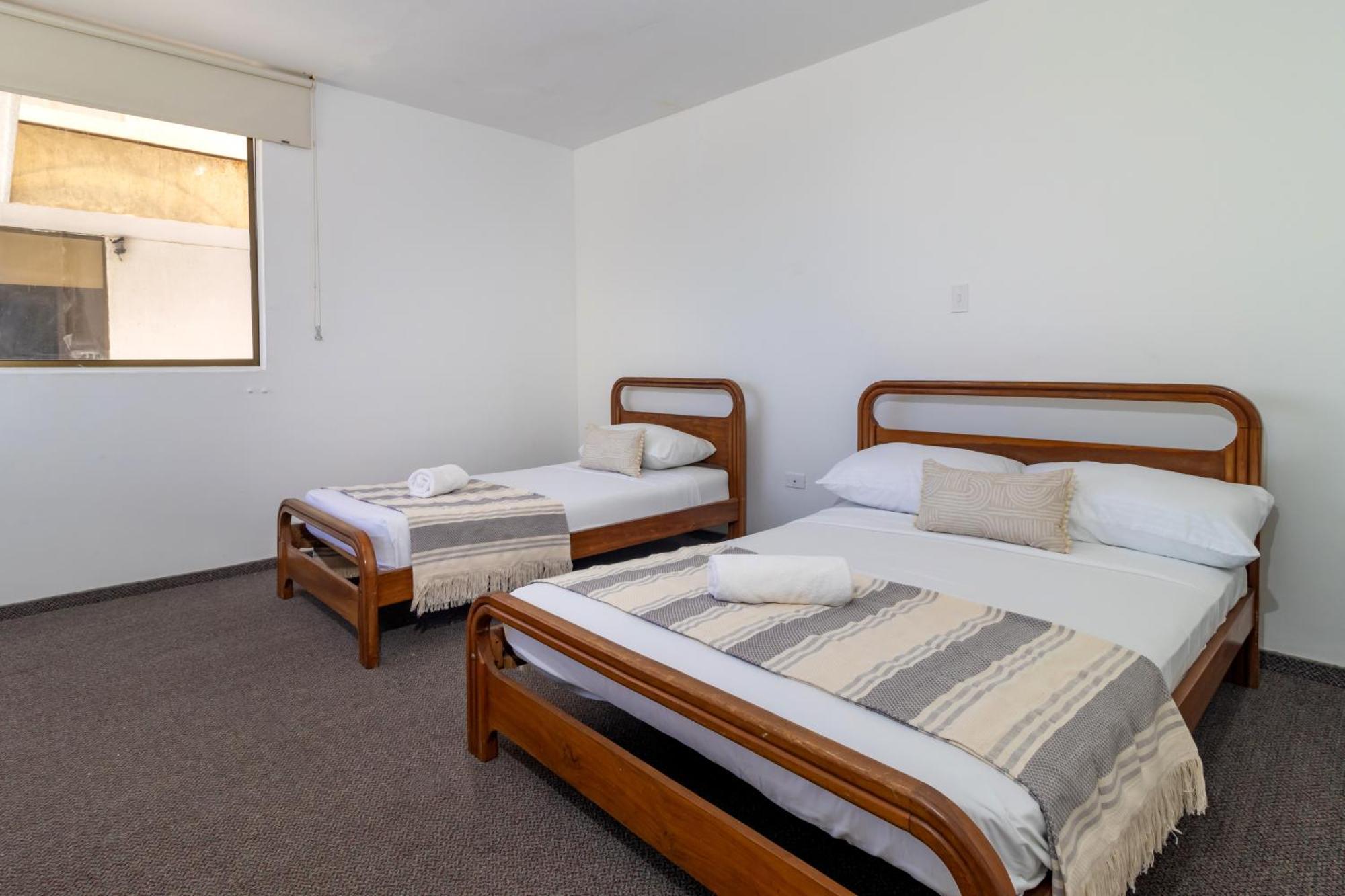 Hotel Axis Inn By Geh Suites سانتا مارتا المظهر الخارجي الصورة